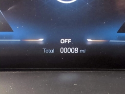 BMW X7 xDrive40i Sports Activity Vehicle 2026