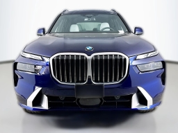 BMW X7 xDrive40i Sports Activity Vehicle 2026