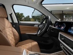 BMW X7 xDrive40i Sports Activity Vehicle 2026