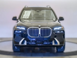 BMW X7 xDrive40i Sports Activity Vehicle 2026