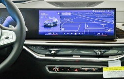 BMW X7 xDrive40i Sports Activity Vehicle 2026