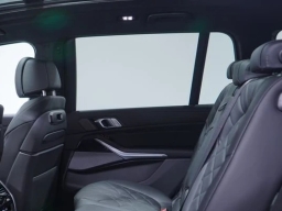 BMW X7 xDrive40i Sports Activity Vehicle 2026