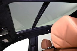 BMW X7 xDrive40i Sports Activity Vehicle 2026