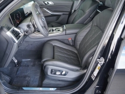 BMW X7 xDrive40i Sports Activity Vehicle 2026