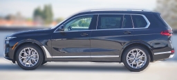 BMW X7 xDrive40i Sports Activity Vehicle 2026