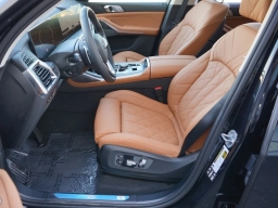 BMW X7 xDrive40i Sports Activity Vehicle 2026