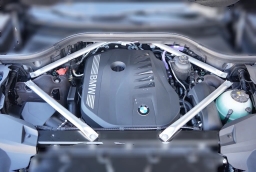 BMW X7 xDrive40i Sports Activity Vehicle 2026