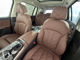 BMW X7 xDrive40i Sports Activity Vehicle 2026