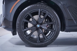 BMW X7 xDrive40i Sports Activity Vehicle 2026
