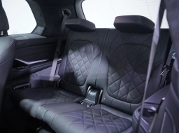 BMW X7 xDrive40i Sports Activity Vehicle 2026