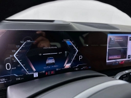 BMW X7 xDrive40i Sports Activity Vehicle 2026