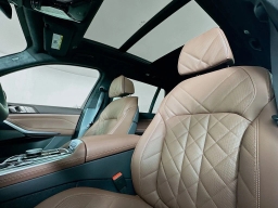 BMW X7 xDrive40i Sports Activity Vehicle 2026