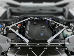 BMW X7 xDrive40i Sports Activity Vehicle 2026