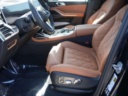 BMW X7 xDrive40i Sports Activity Vehicle 2026