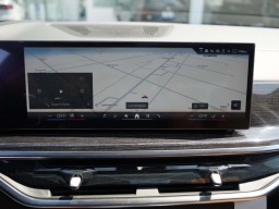 BMW X7 xDrive40i Sports Activity Vehicle 2026