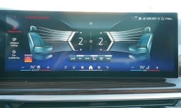 BMW X7 xDrive40i Sports Activity Vehicle 2026