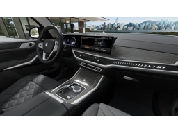 BMW X7 xDrive40i Sports Activity Vehicle 2026