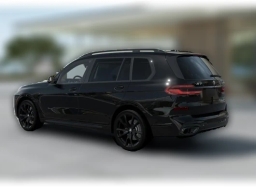 BMW X7 xDrive40i Sports Activity Vehicle 2026