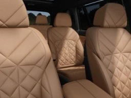 BMW X7 xDrive40i Sports Activity Vehicle 2026