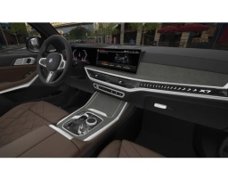 BMW X7 xDrive40i Sports Activity Vehicle 2026