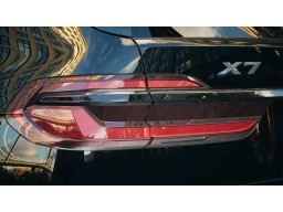 BMW X7 xDrive40i Sports Activity Vehicle 2026