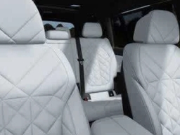 BMW X7 xDrive40i Sports Activity Vehicle 2026