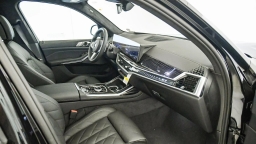 BMW X7 xDrive40i Sports Activity Vehicle 2026