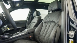 BMW X7 xDrive40i Sports Activity Vehicle 2026