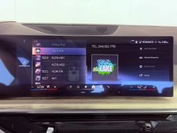 BMW X7 xDrive40i Sports Activity Vehicle 2026