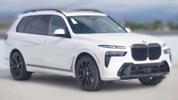 BMW X7 xDrive40i Sports Activity Vehicle 2026