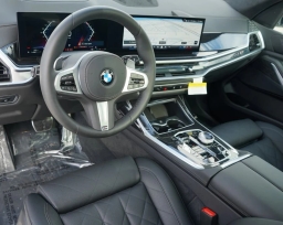 BMW X7 xDrive40i Sports Activity Vehicle 2026