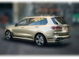 BMW X7 xDrive40i Sports Activity Vehicle 2026