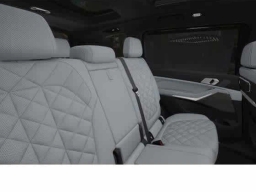 BMW X7 xDrive40i Sports Activity Vehicle 2026