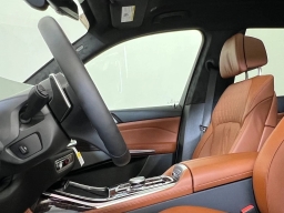 BMW X7 xDrive40i Sports Activity Vehicle 2026