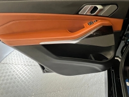 BMW X7 xDrive40i Sports Activity Vehicle 2026