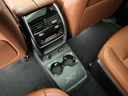 BMW X7 xDrive40i Sports Activity Vehicle 2026