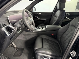 BMW X7 xDrive40i Sports Activity Vehicle 2026