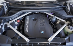 BMW X7 xDrive40i Sports Activity Vehicle 2026