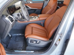 BMW X7 xDrive40i Sports Activity Vehicle 2026