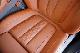 BMW X7 xDrive40i Sports Activity Vehicle 2026