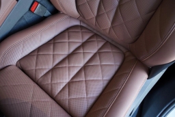 BMW X7 xDrive40i Sports Activity Vehicle 2026