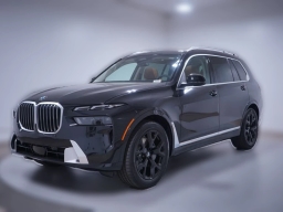 BMW X7 xDrive40i Sports Activity Vehicle 2026