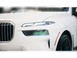 BMW X7 xDrive40i Sports Activity Vehicle 2026