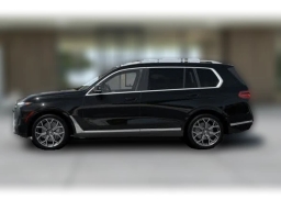 BMW X7 xDrive40i Sports Activity Vehicle 2026