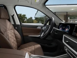 BMW X7 xDrive40i Sports Activity Vehicle 2026