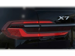 BMW X7 xDrive40i Sports Activity Vehicle 2026