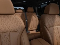 BMW X7 xDrive40i Sports Activity Vehicle 2026