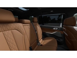 BMW X7 xDrive40i Sports Activity Vehicle 2026