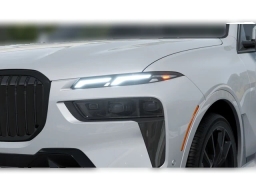 BMW X7 xDrive40i Sports Activity Vehicle 2026