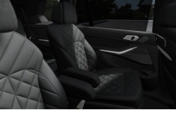 BMW X7 xDrive40i Sports Activity Vehicle 2026